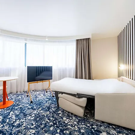 Greet Paris 13 Porte D'italie 3* لو كرملين-بيستر